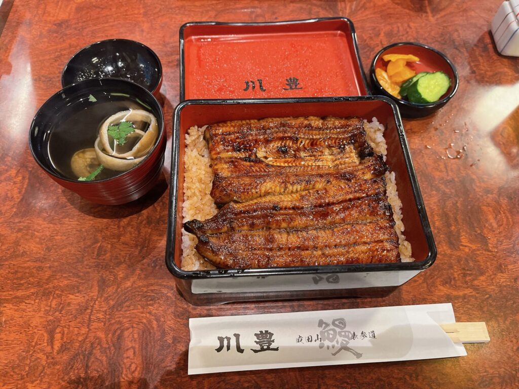 成田川豐鰻魚飯與鰻魚肝湯